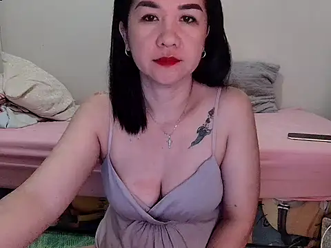 KissHott online show from May 2026 08:21:02 PM