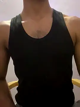 Snapshot of OooYessboyy chatting on October 2025 05:12:01 PM OooYessboyy online show from October 2025 05:12:01 PM