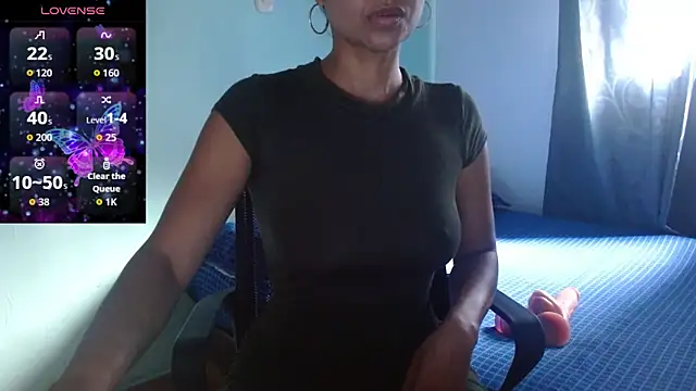 Seductress Malia online show from June 2026 01:03:01 PM