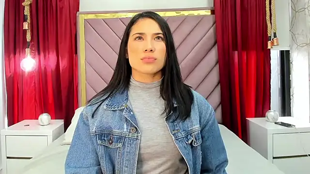 GeorginaFit online show from December 2025 07:55:01 PM