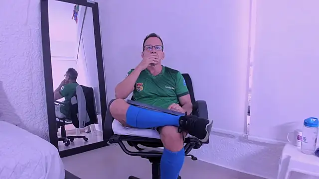  axelking  online show from March 2026 11:49:01 AM