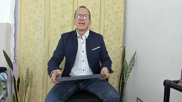 Snapshot of _axelking_ chatting on April 2026 11:35:01 AM axelking online show from April 2026 11:35:01 AM