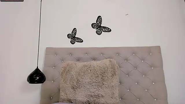 Snapshot of Rosse_Alice_ chatting on November 2025 04:34:02 AM Rosse Alice online show from November 2025 04:34:02 AM