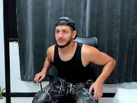 jasonshaw25 online show from February 2026 05:23:02 PM