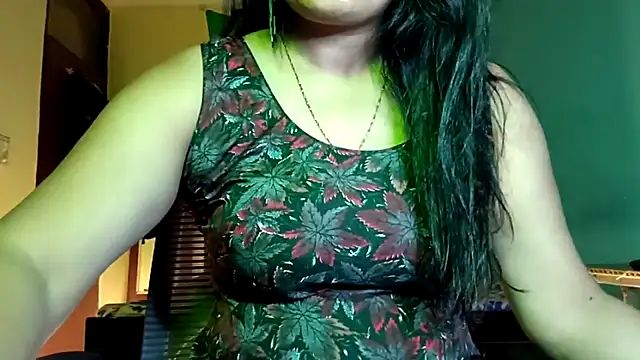 horny milf couple online show from May 2026 06:35:02 PM