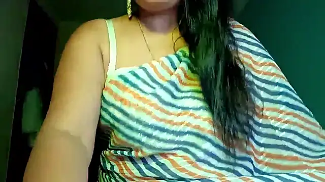 horny milf couple online show from May 2026 10:23:01 AM