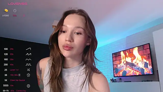 Jade Lumin online show from October 2025 12:25:01 PM