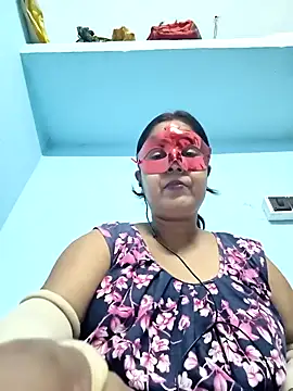 misti02 online show from October 2025 05:57:01 PM