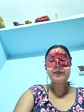 misti02 online show from October 2025 04:41:02 PM