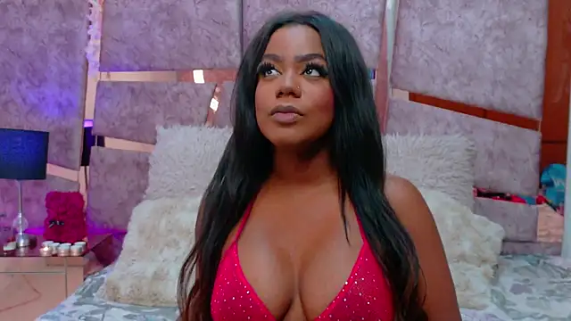 Snapshot of LorraiineJohnson chatting on October 2025 04:41:02 PM LorraiineJohnson online show from October 2025 04:41:02 PM