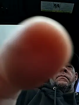 Snapshot of moonbeam37 chatting on November 2025 02:53:02 PM moonbeam37 online show from November 2025 02:53:02 PM