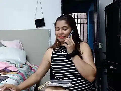 Snapshot of NicollGreen chatting on November 2025 03:13:02 PM NicollGreen online show from November 2025 03:13:02 PM