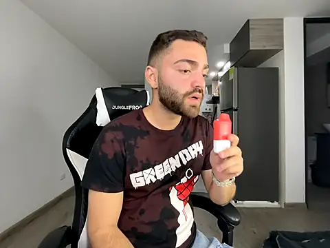 Nathan Ryder online show from October 2025 04:58:01 AM