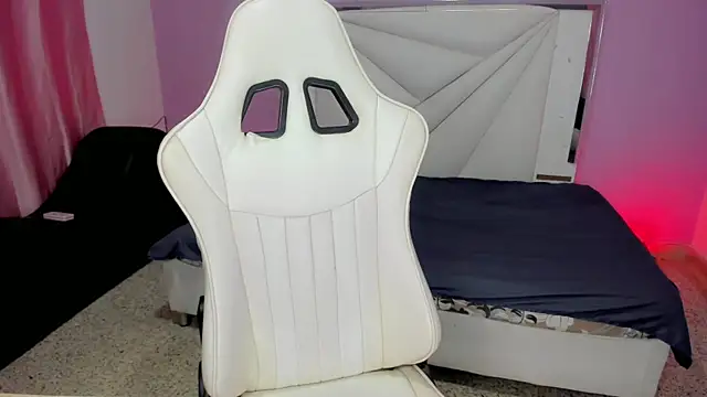 Snapshot of cielooo_ chatting on November 2025 08:40:02 PM cielooo online show from November 2025 08:40:02 PM