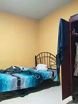 TuChico3n4 online show from October 2025 10:40:01 PM