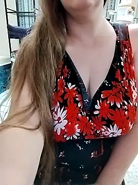 AugustRayn online show from October 2025 02:17:02 PM