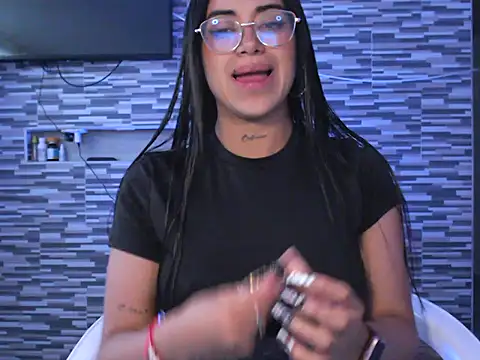 Carla Bennett   online show from October 2025 11:20:02 AM