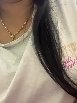 Snapshot of Hot_Meadow chatting on March 2026 02:52:01 PM Hot Meadow online show from March 2026 02:52:01 PM