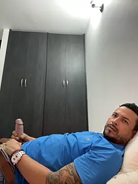 Snapshot of JX7NOVA chatting on October 2025 05:32:01 AM JX7NOVA online show from October 2025 05:32:01 AM