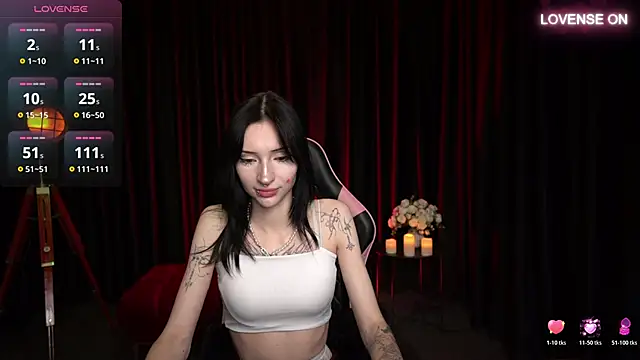 Snapshot of Trix_Void chatting on October 2025 09:01:01 AM Trix Void online show from October 2025 09:01:01 AM