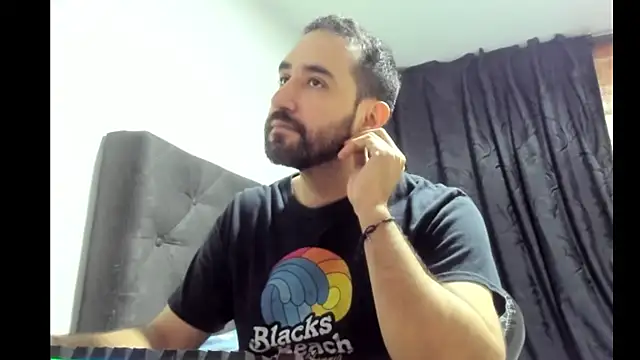 coolfriki online show from February 2026 11:56:01 PM