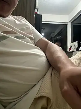 B-38 online show from November 2025 12:22:02 AM