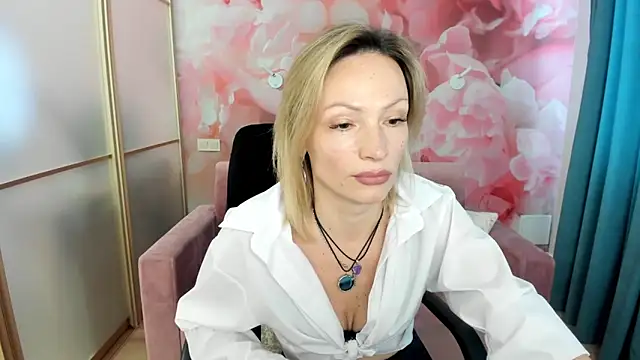 AlinaMoor online show from March 2026 08:52:02 AM