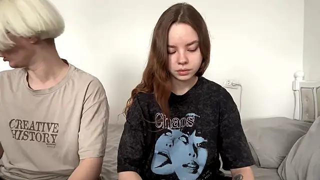 EhtelBiondi online show from February 2026 08:08:02 AM