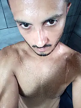 Snapshot of chocoman3 chatting on November 2025 02:39:02 PM chocoman3 online show from November 2025 02:39:02 PM