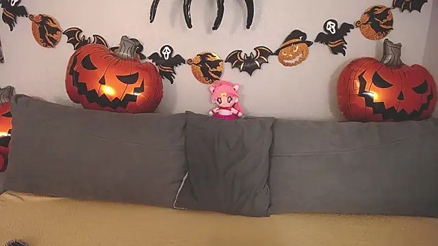 Snapshot of Evarey_ chatting on October 2025 05:44:02 AM Evarey online show from October 2025 05:44:02 AM