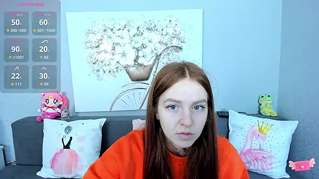 Evarey  online show from November 2025 05:28:02 AM