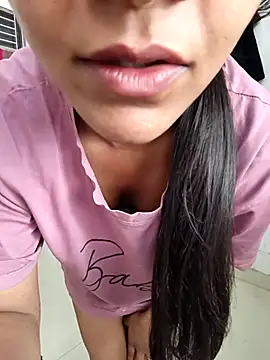 anshika0124 online show from January 2026 05:56:01 AM