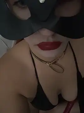 Teengirlmiaa online show from October 2025 07:11:02 PM