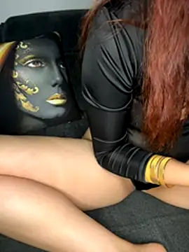 Teengirlmiaa online show from November 2025 06:40:02 PM