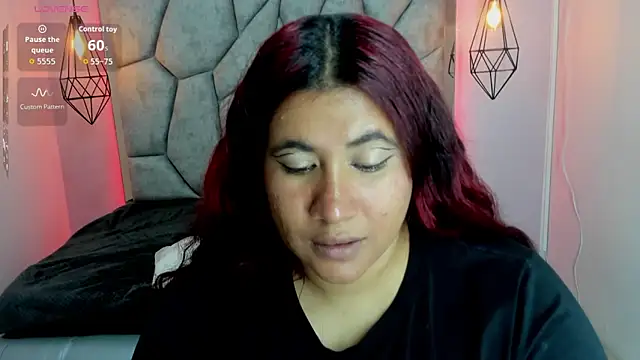 Addyy 02 online show from May 2026 06:38:02 PM