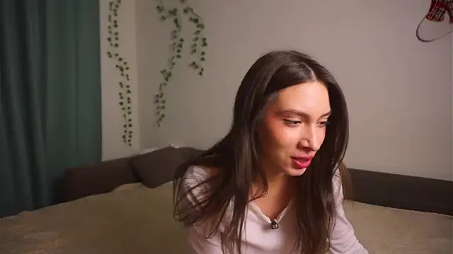 Snapshot of MissyHuf chatting on January 2026 09:55:02 AM MissyHuf online show from January 2026 09:55:02 AM