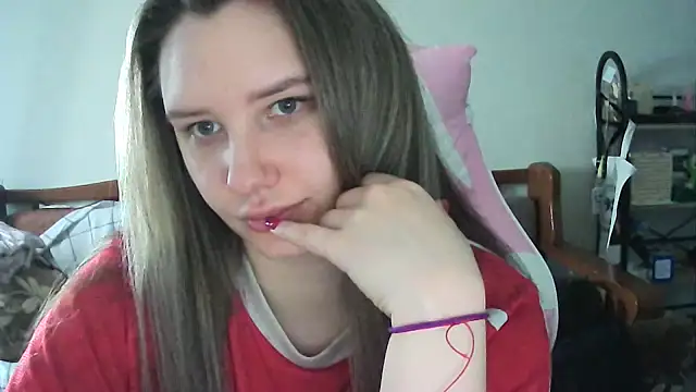 Caymira online show from February 2026 08:32:01 AM