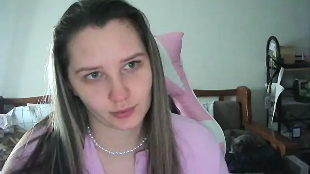 Caymira online show from February 2026 11:19:01 AM