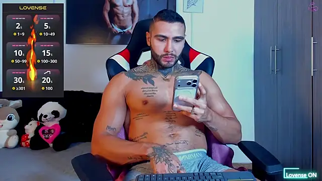 Danny Willson online show from April 2026 01:37:02 PM