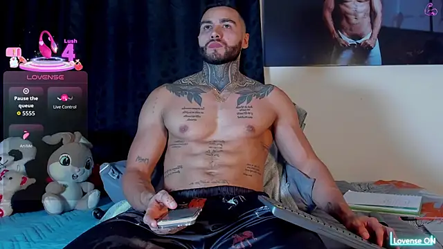 Danny Willson online show from June 2026 01:33:01 AM