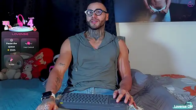 Danny Willson online show from June 2026 01:52:02 AM