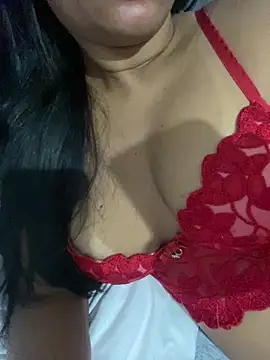 Brunamorenago online show from May 2026 10:11:01 AM