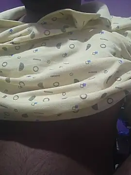 Snapshot of Y0ur_Slave chatting on November 2025 04:40:02 PM Y0ur Slave online show from November 2025 04:40:02 PM