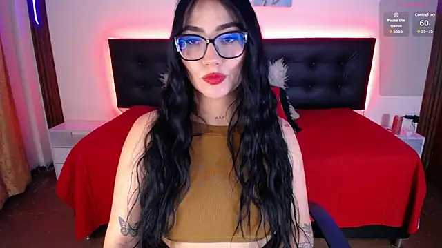 SeleneMore online show from April 2026 09:05:01 PM