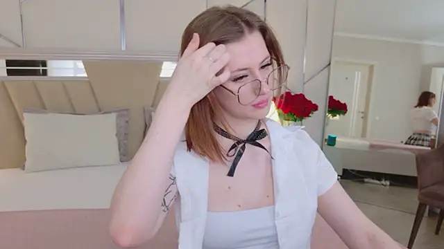 Snapshot of JessiJull chatting on March 2026 05:19:02 PM JessiJull online show from March 2026 05:19:02 PM