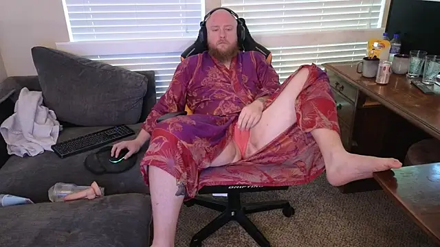 Snapshot of theballboy1 chatting on April 2026 12:40:02 PM theballboy1 online show from April 2026 12:40:02 PM
