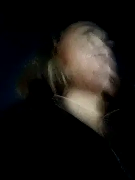 Allison Flamingg online show from November 2025 02:44:01 AM