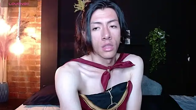 Snapshot of camerongrey chatting on October 2025 02:01:02 AM camerongrey online show from October 2025 02:01:02 AM