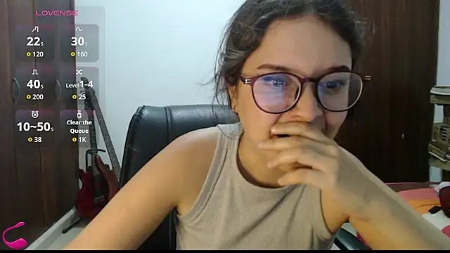 CarlaLorez online show from May 2026 02:20:02 AM