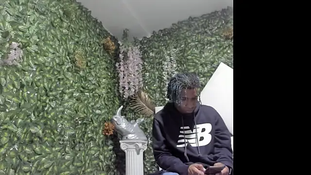 REDBRYAN EBANO online show from October 2025 07:23:01 PM